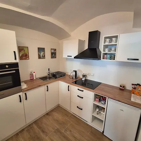 Apartma Na Palirne Trebic Exterior photo